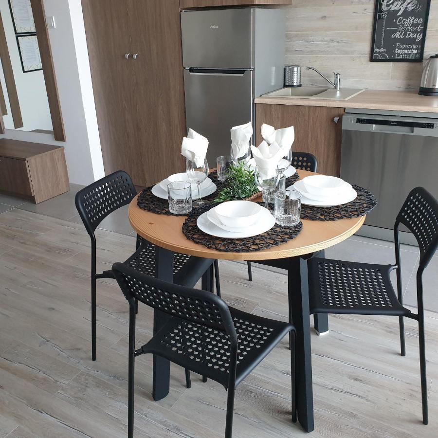 Q Apart Coral - Studio, Manufaktura, Parking Gratis, Tv Max, Fv, Gwarancja Zadowolenia Lägenhet Łódź Exteriör bild